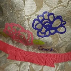 New Coach Poppy Fedora Floral Sig. C Metallic Gold Trim Floral Bucket Hat XS/S Coach | Accessories | New Coach Poppy Fedora Floral Sig C  main image 4